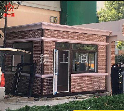 定期對保安崗亭進(jìn)行保養，有利于小區長(cháng)治久安